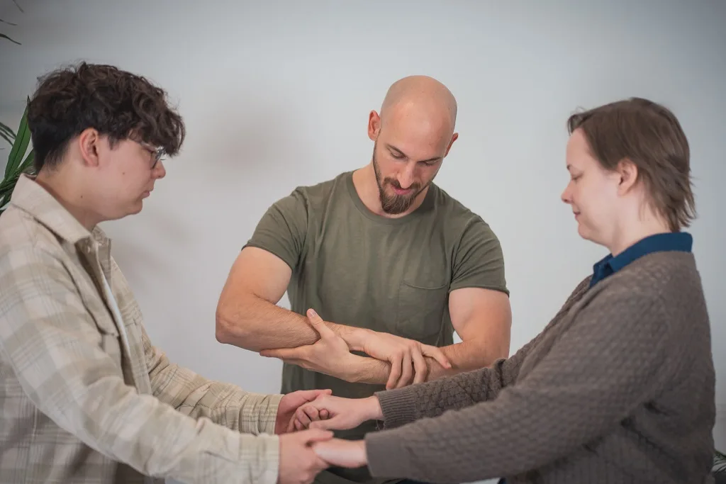 ADRIAN DARIO GONZALEZ BUSCHIAZZO GESTALT PSYCHOTHERAPY – bilde 2