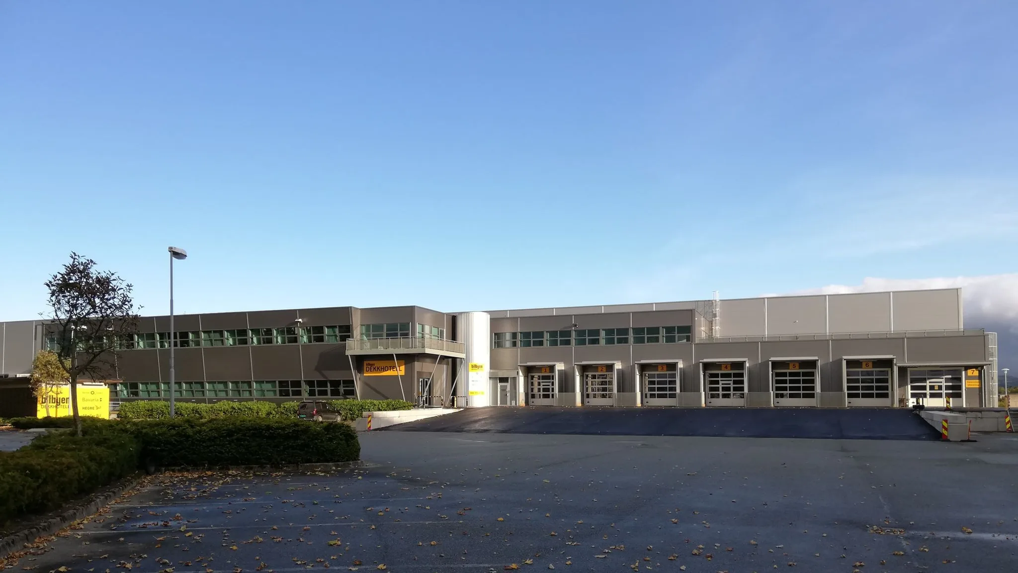 BILBYEN DEKKHOTELL – bilde 1