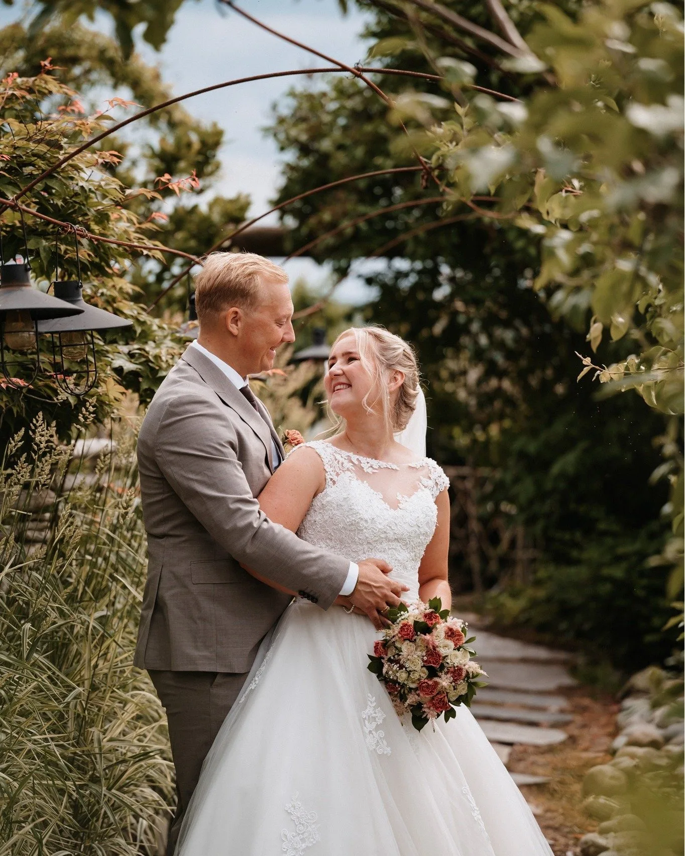 ENGTRØ FOTO – bilde 3