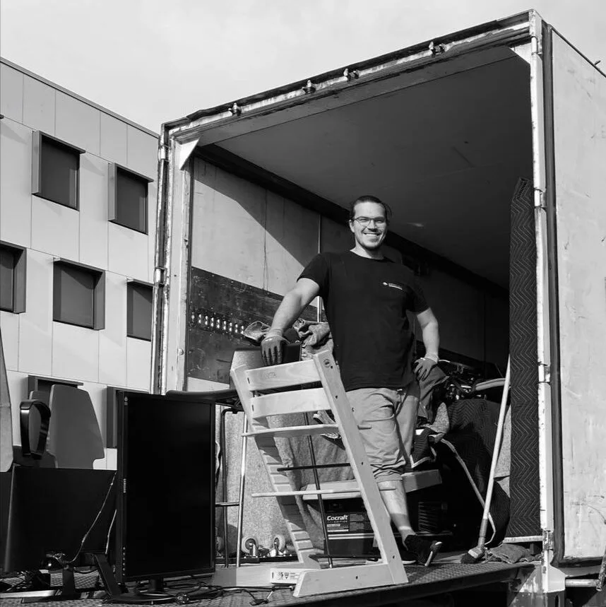 FLYTTELASS – bilde 2