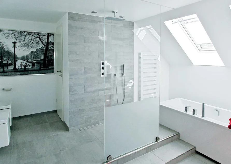 GLASSMESTER ROLF BERGLUND AS – bilde 2