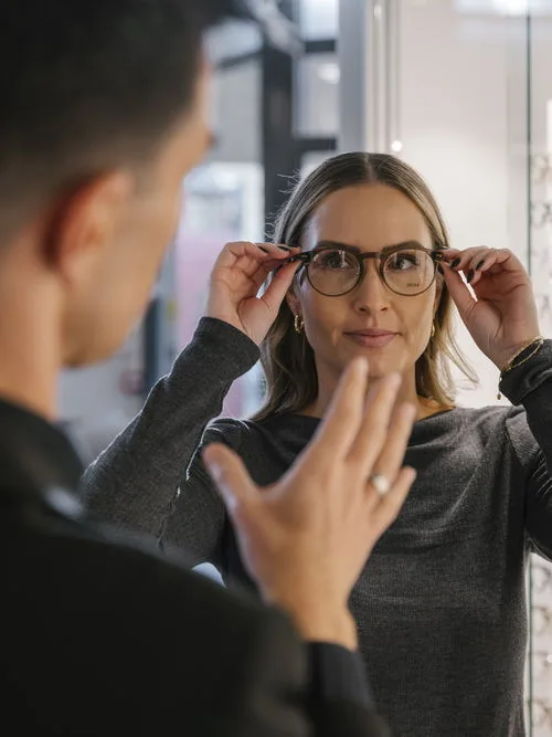 KROGH OPTIKK XHIBITION – bilde 1