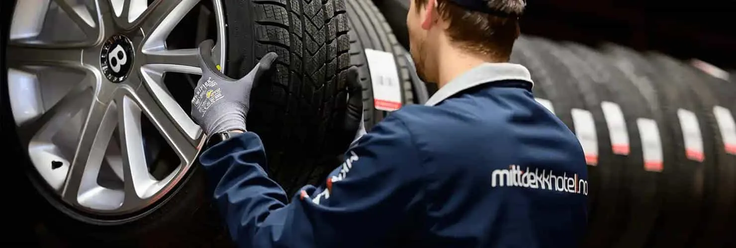 MITT DEKKHOTELL FORNEBU – bilde 1