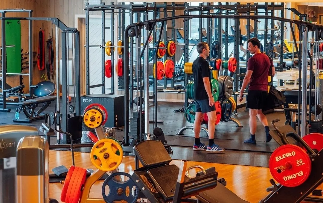 SPORT OG TRIM – bilde 1