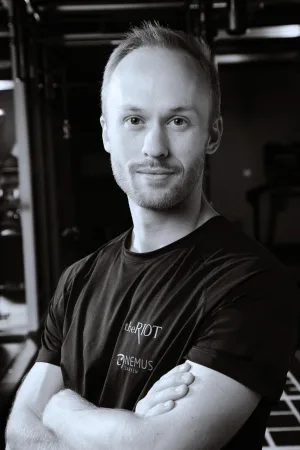 The Riot Clinique – Erik Solbakken – bilde 2